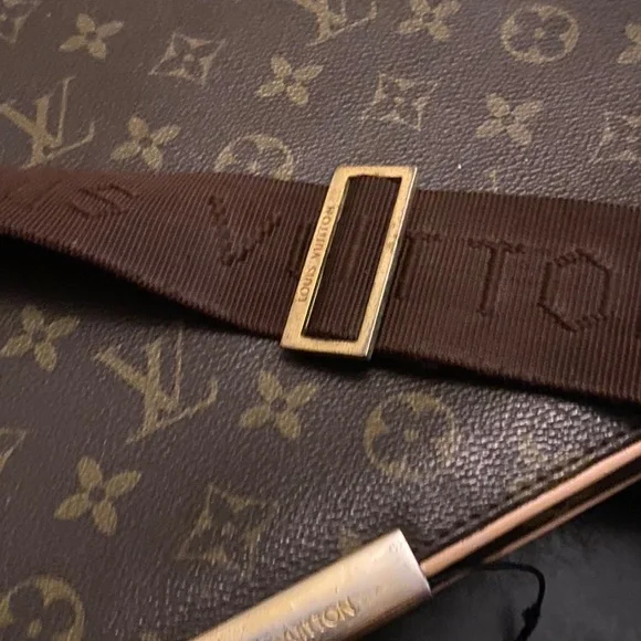 COPY- Louis Vuitton Monogram Abbesses Shoulder Bag M45257 - Picture 2 of 16